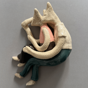 Pieza de ceramica decorativa siesta