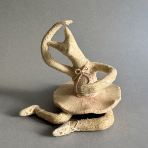 pieza de ceramica decorativa guitarrista